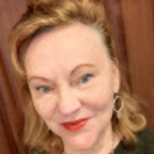 Meet your Posher, Lory